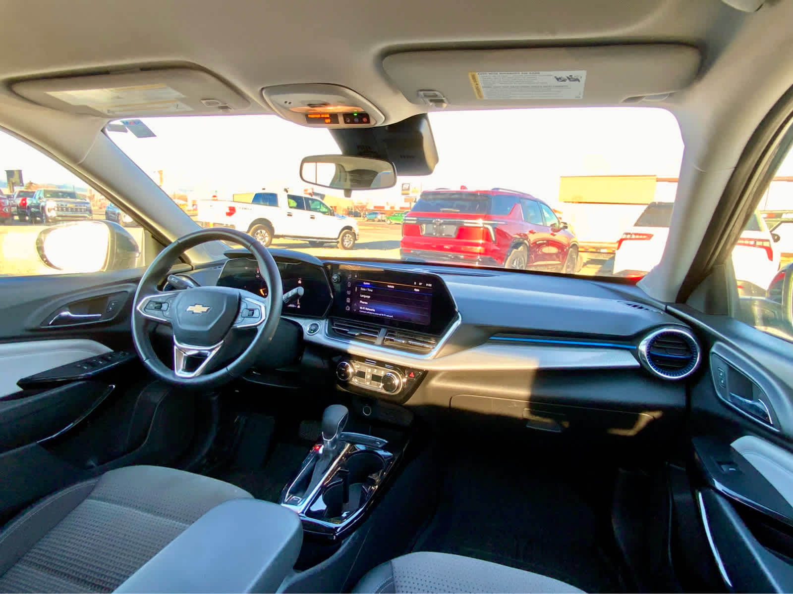 Thumbnail: 2025 Chevrolet Trax - 28