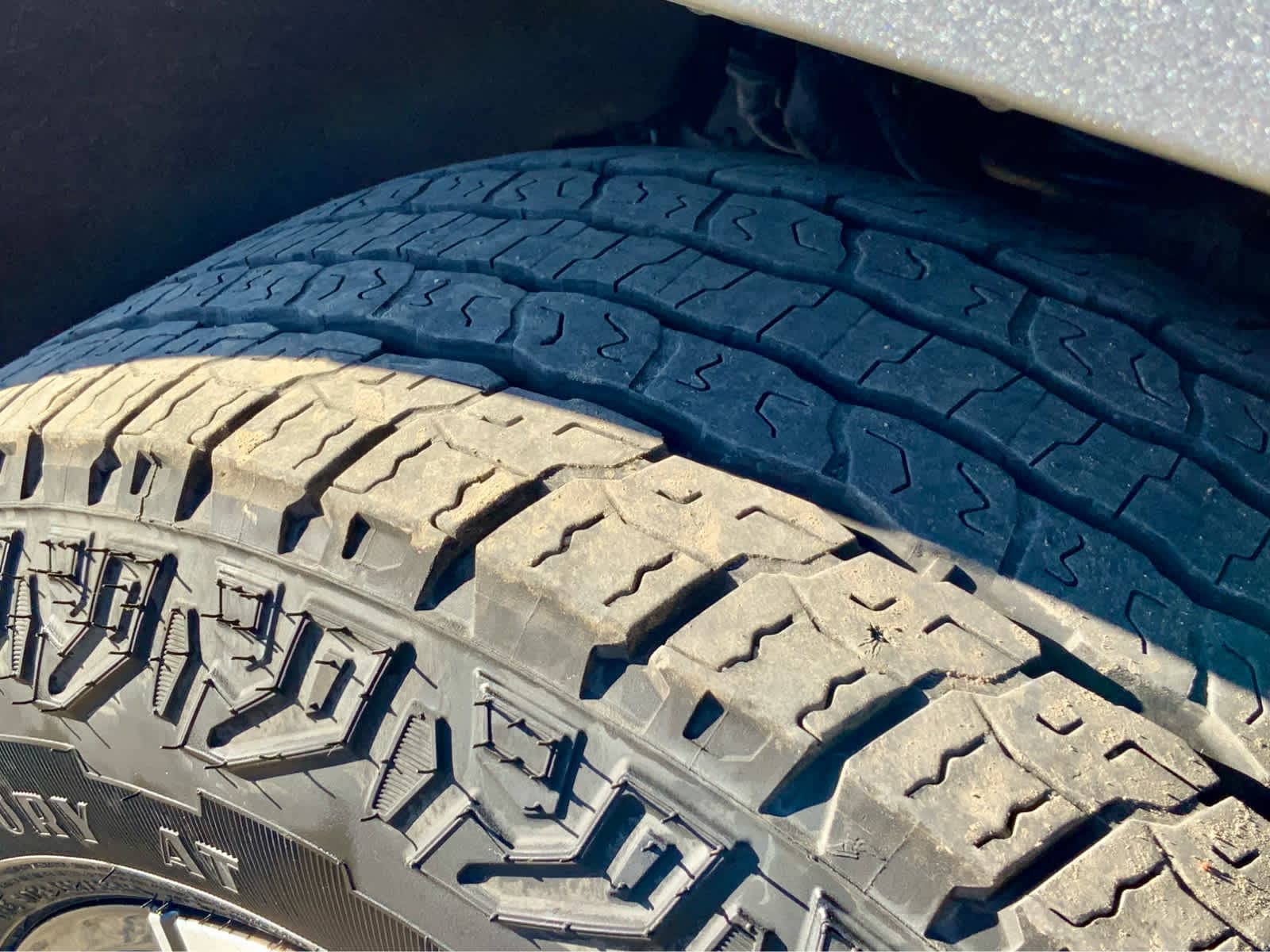 Thumbnail: 2024 Chevrolet Colorado - 21