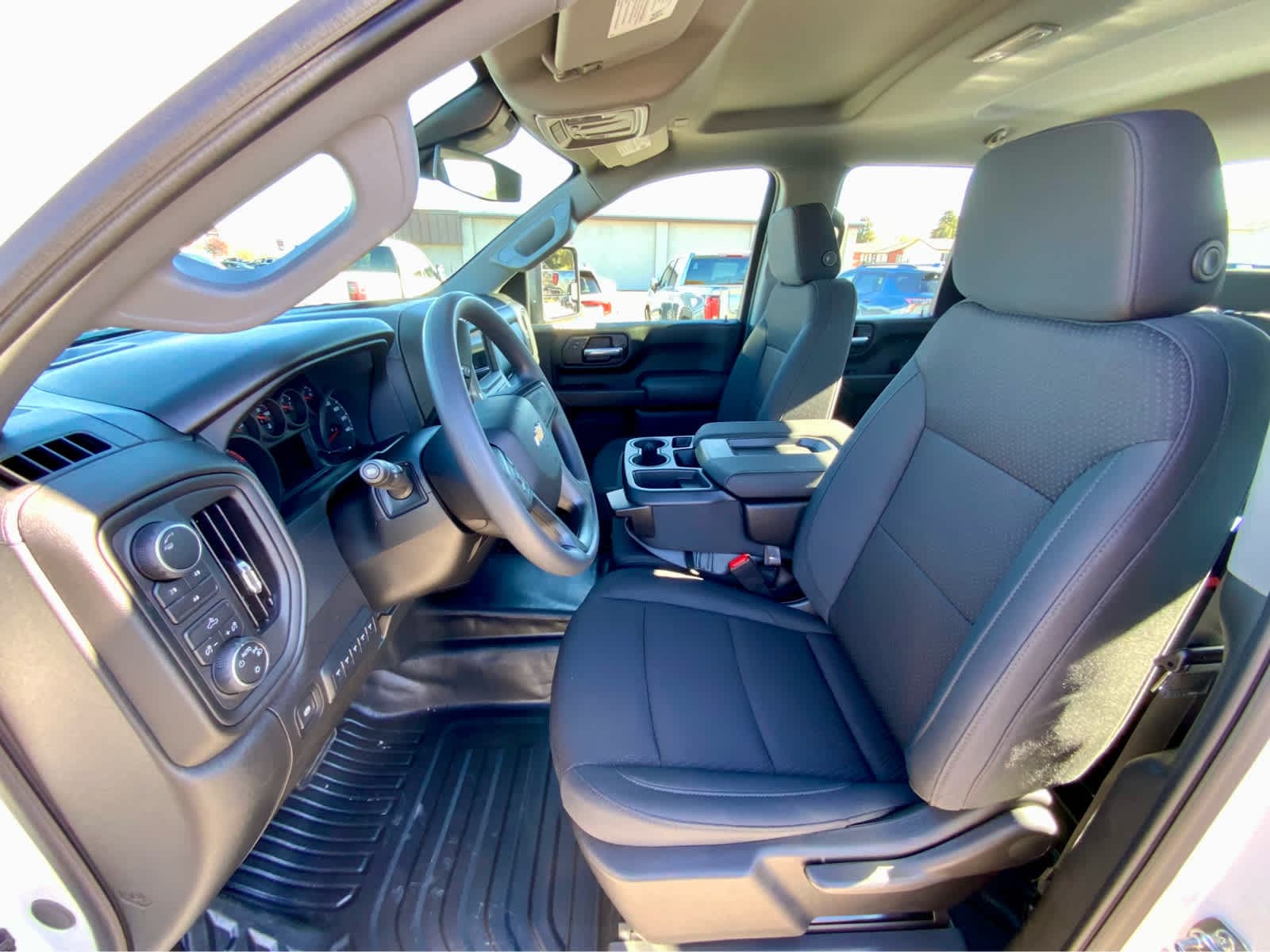 Thumbnail: 2026 Chevrolet Silverado 2500 - 29