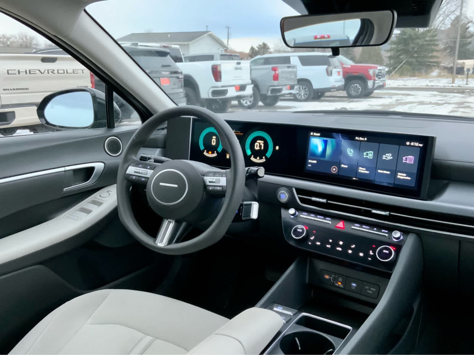 Thumbnail: 2024 Hyundai Sonata - 33