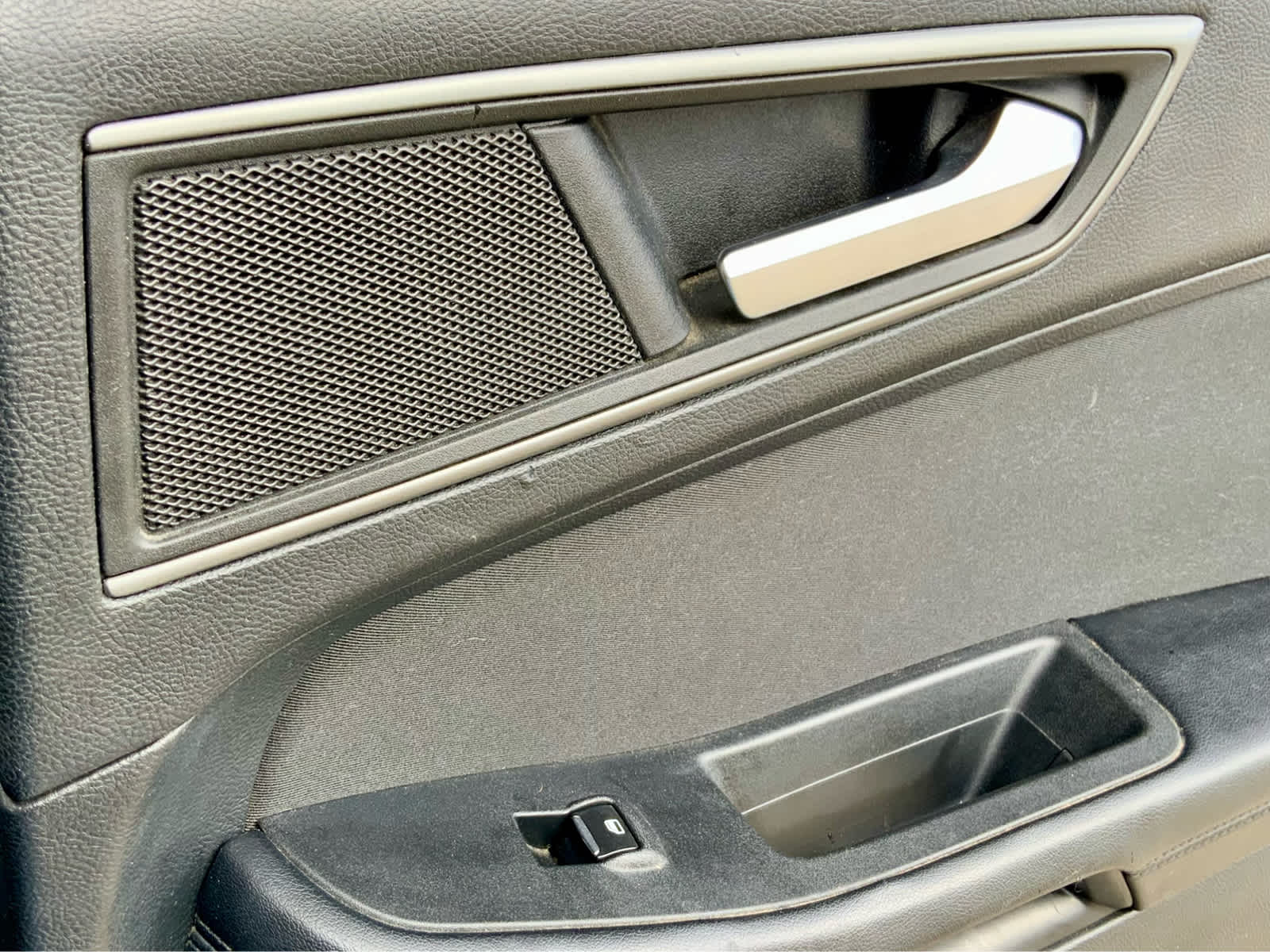 Thumbnail: 2015 Ford Edge - 44