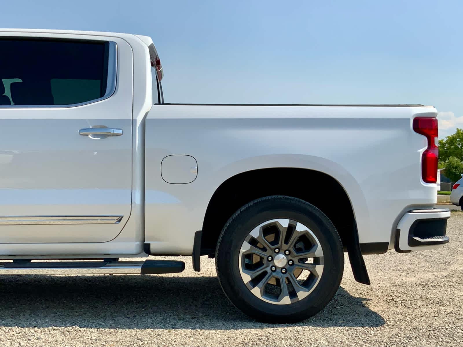 Thumbnail: 2024 Chevrolet Silverado 1500 - 15