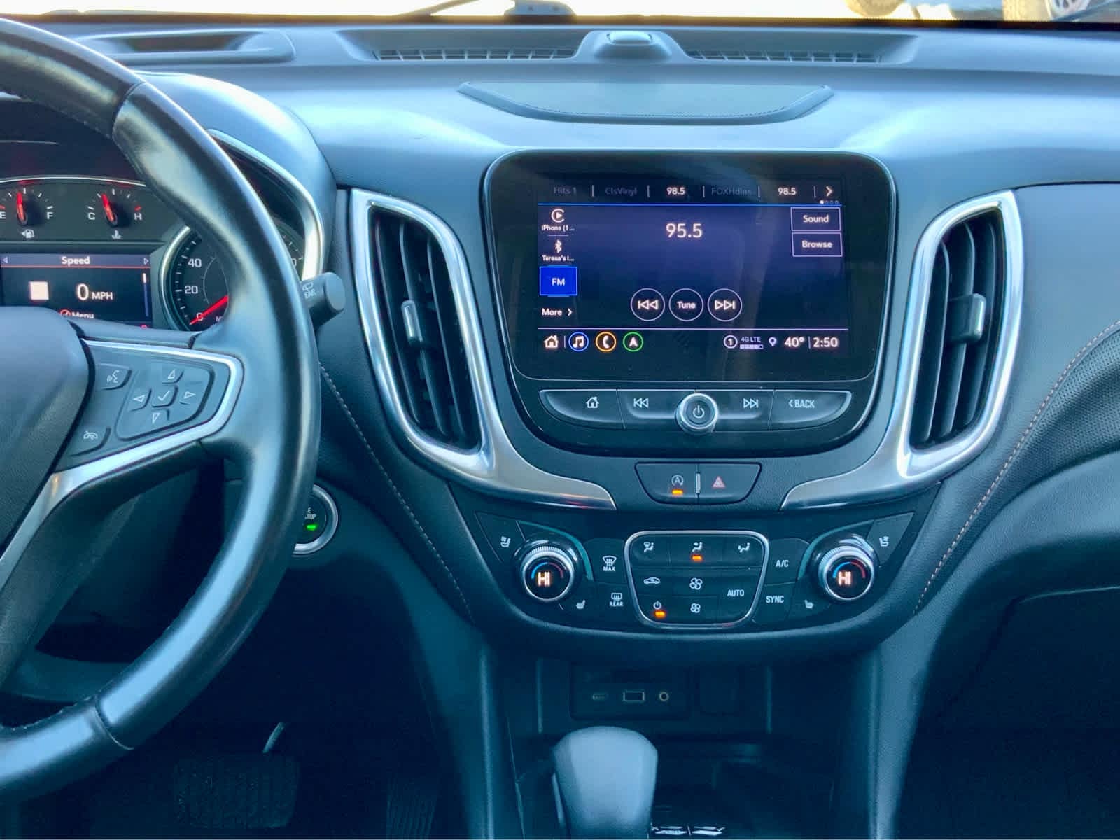 Thumbnail: 2022 Chevrolet Equinox - 39