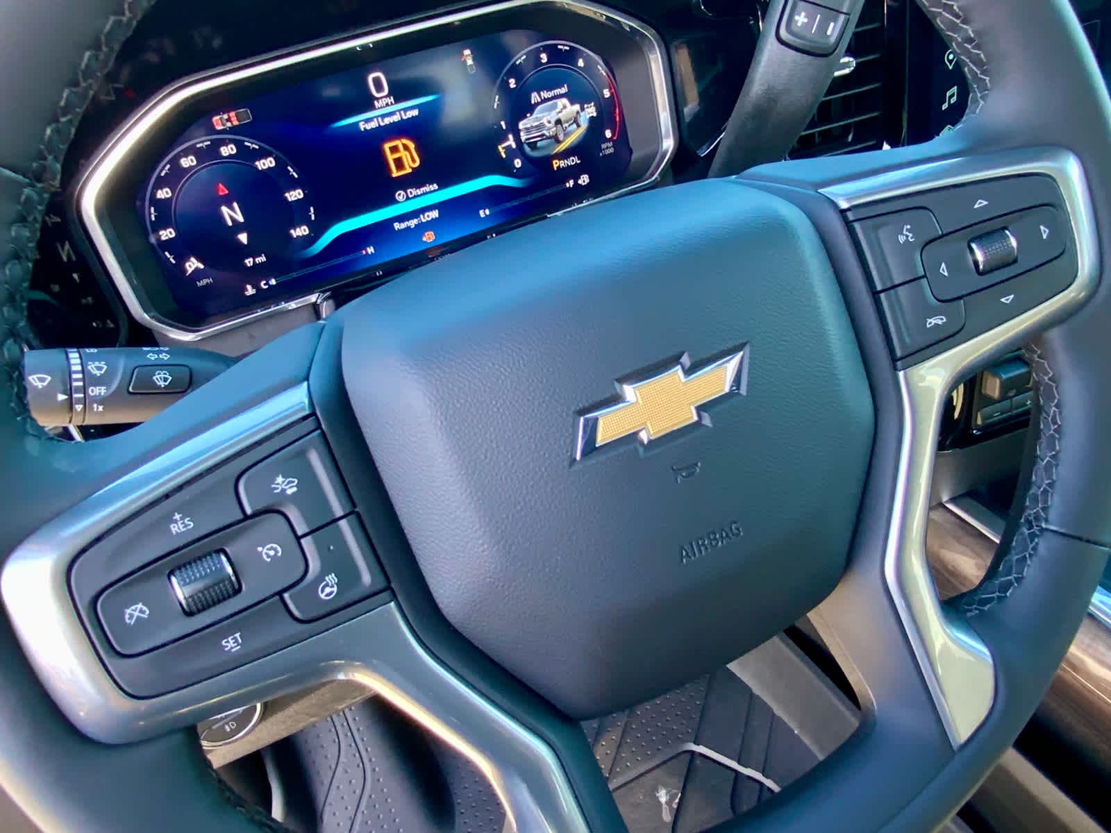 Thumbnail: 2026 Chevrolet Silverado 3500 - 49