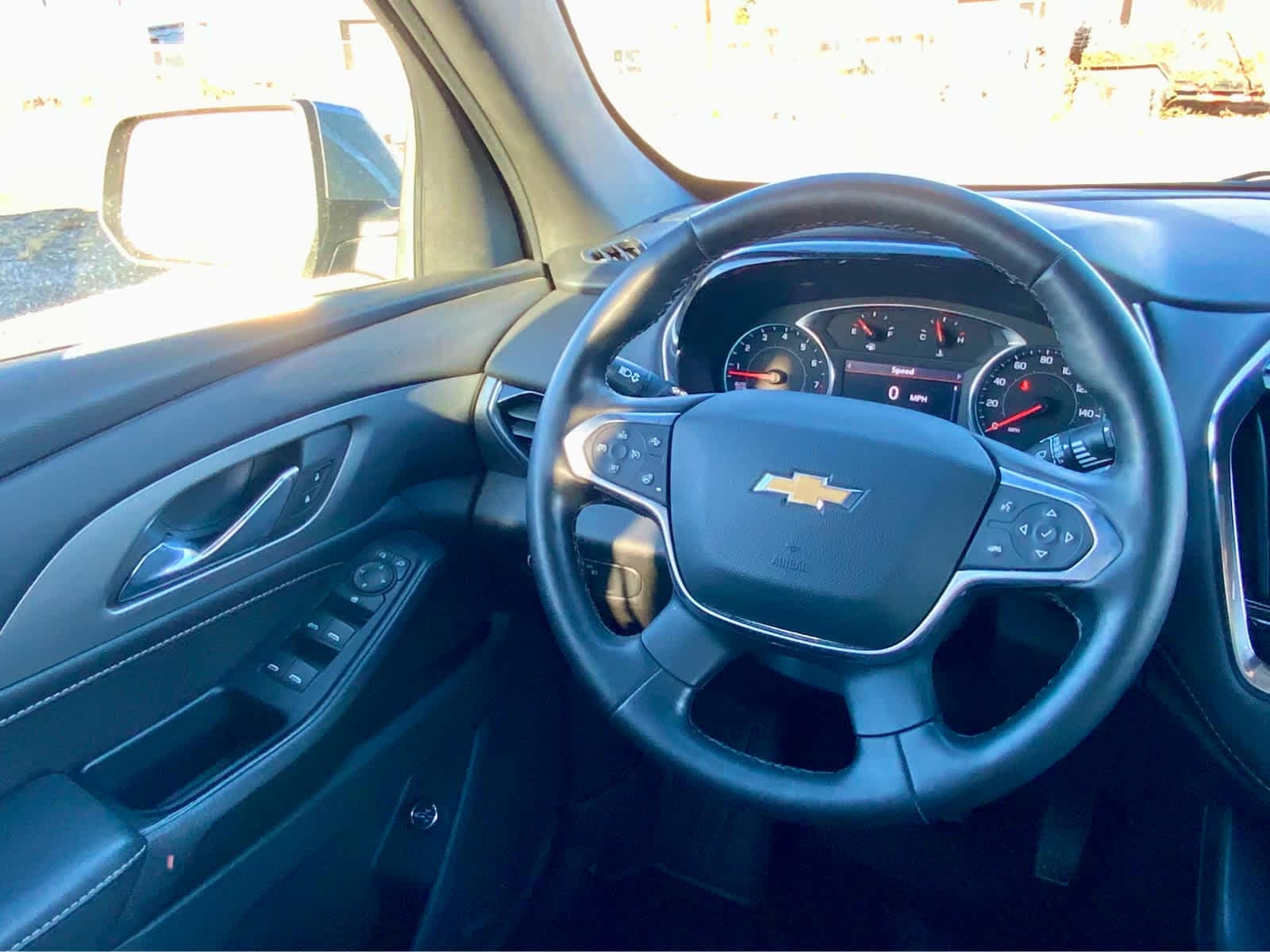 Thumbnail: 2023 Chevrolet Traverse - 41