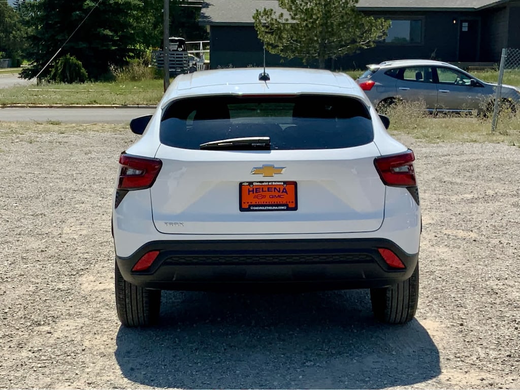 New 2026 Chevrolet Trax LS SUV