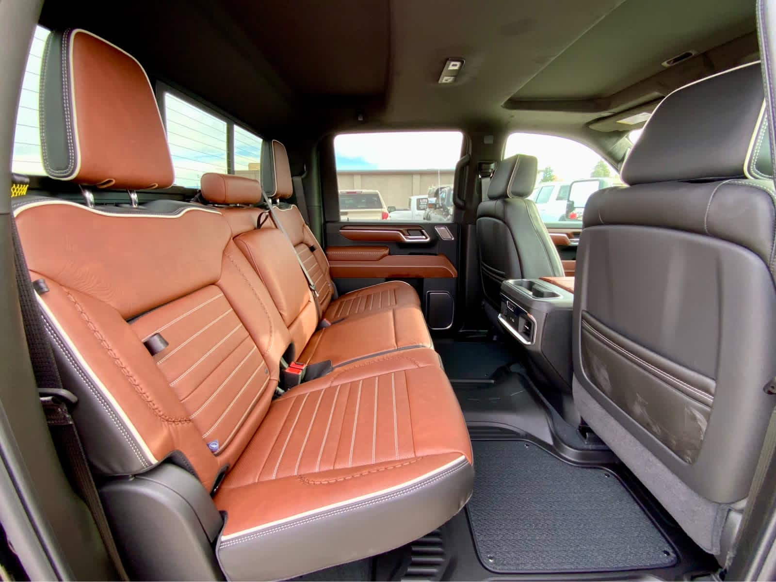 Thumbnail: 2026 GMC Sierra 3500 - 31