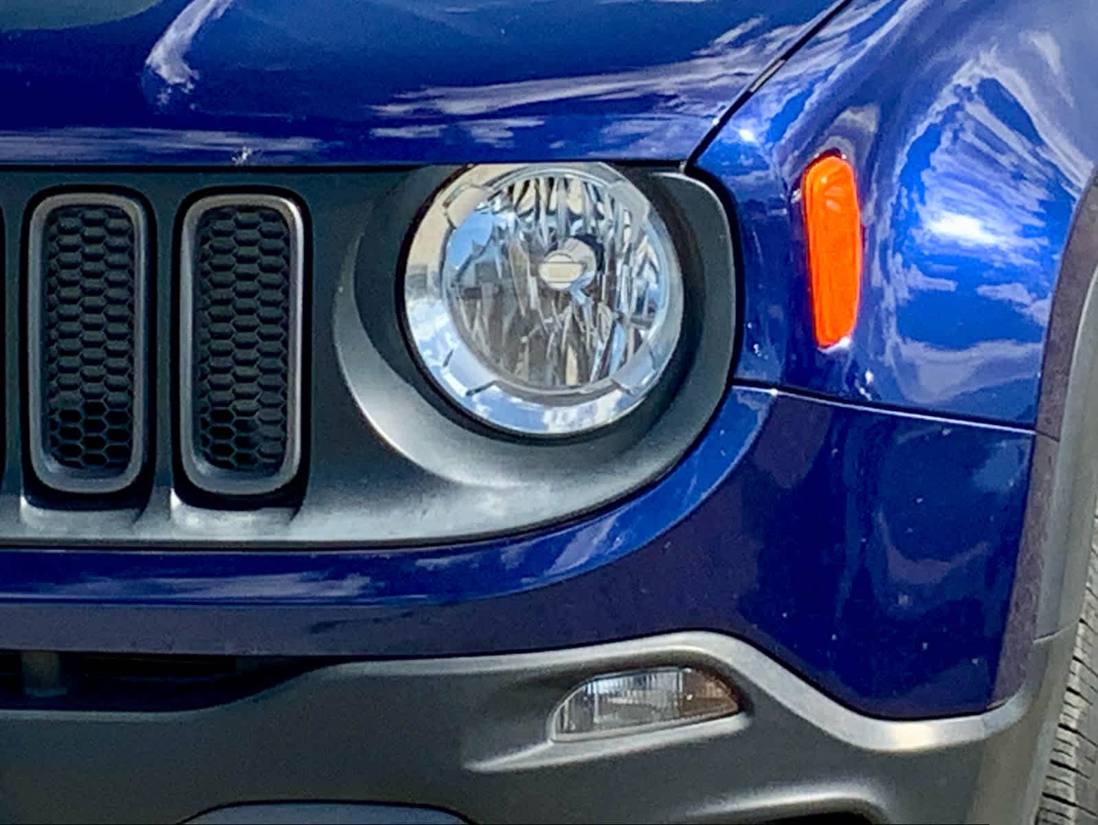 Thumbnail: 2017 Jeep Renegade - 12