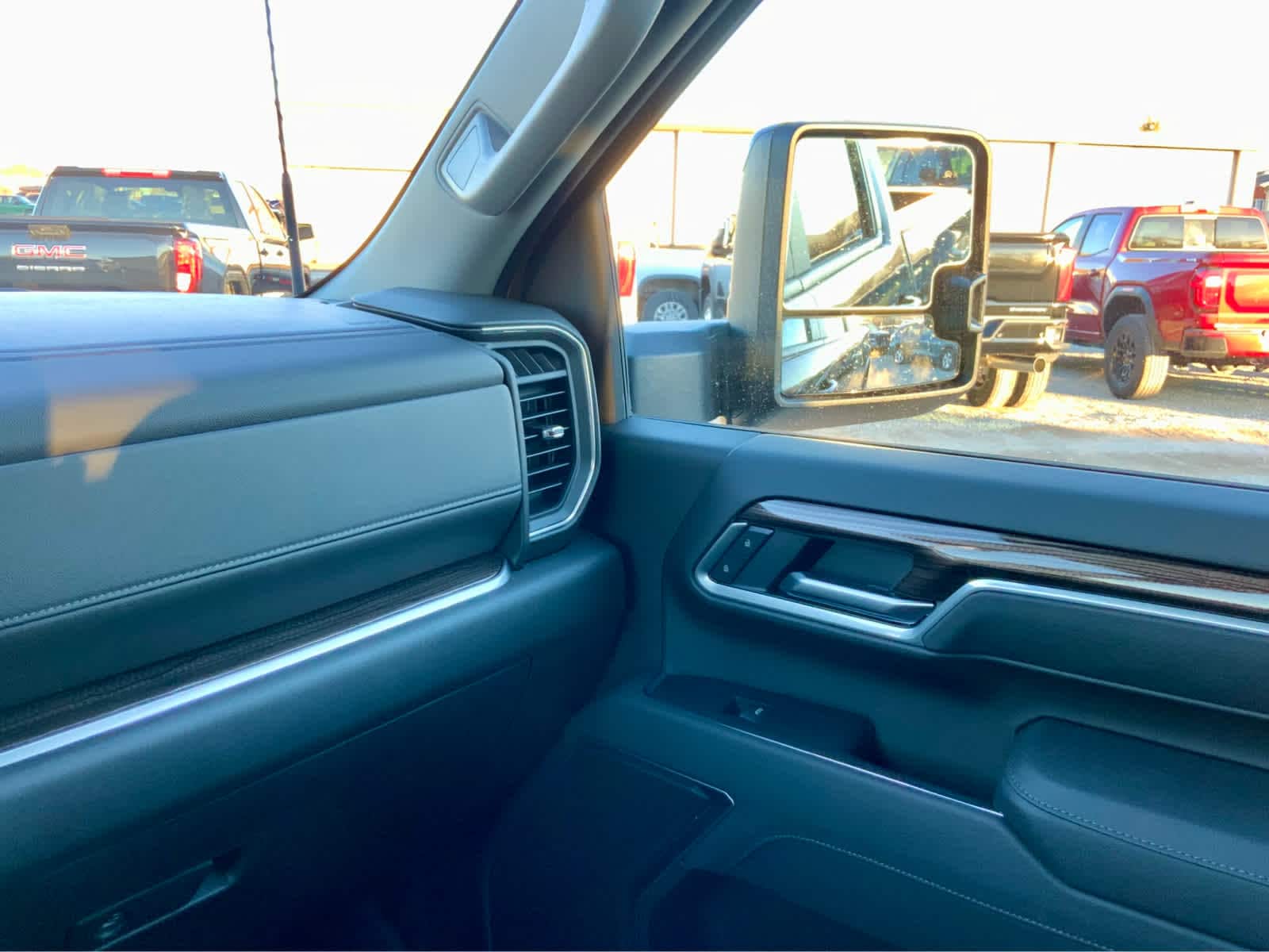 Thumbnail: 2026 Chevrolet Silverado 2500 - 39