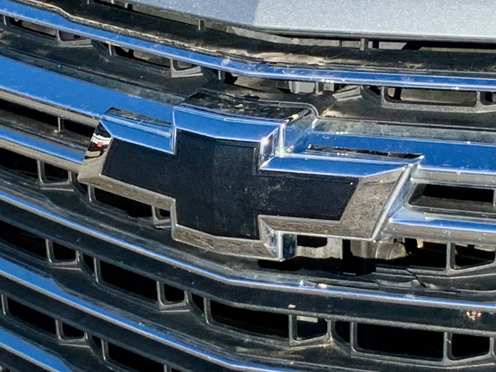 Thumbnail: 2023 Chevrolet Traverse - 19