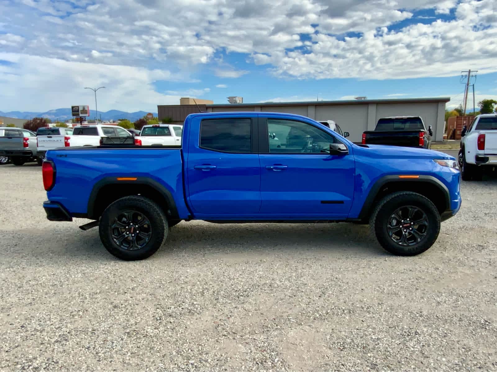 Thumbnail: 2025 GMC Canyon - 6