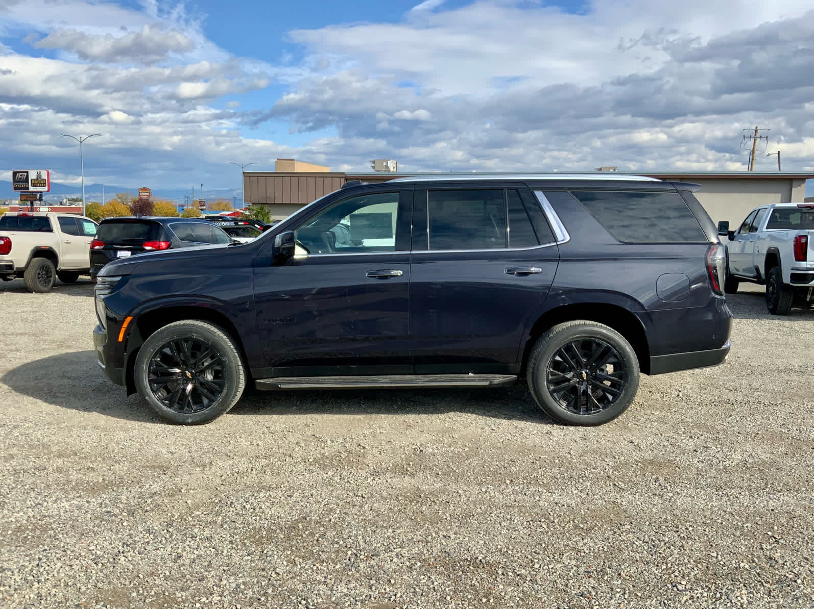 Thumbnail: 2026 Chevrolet Tahoe - 2