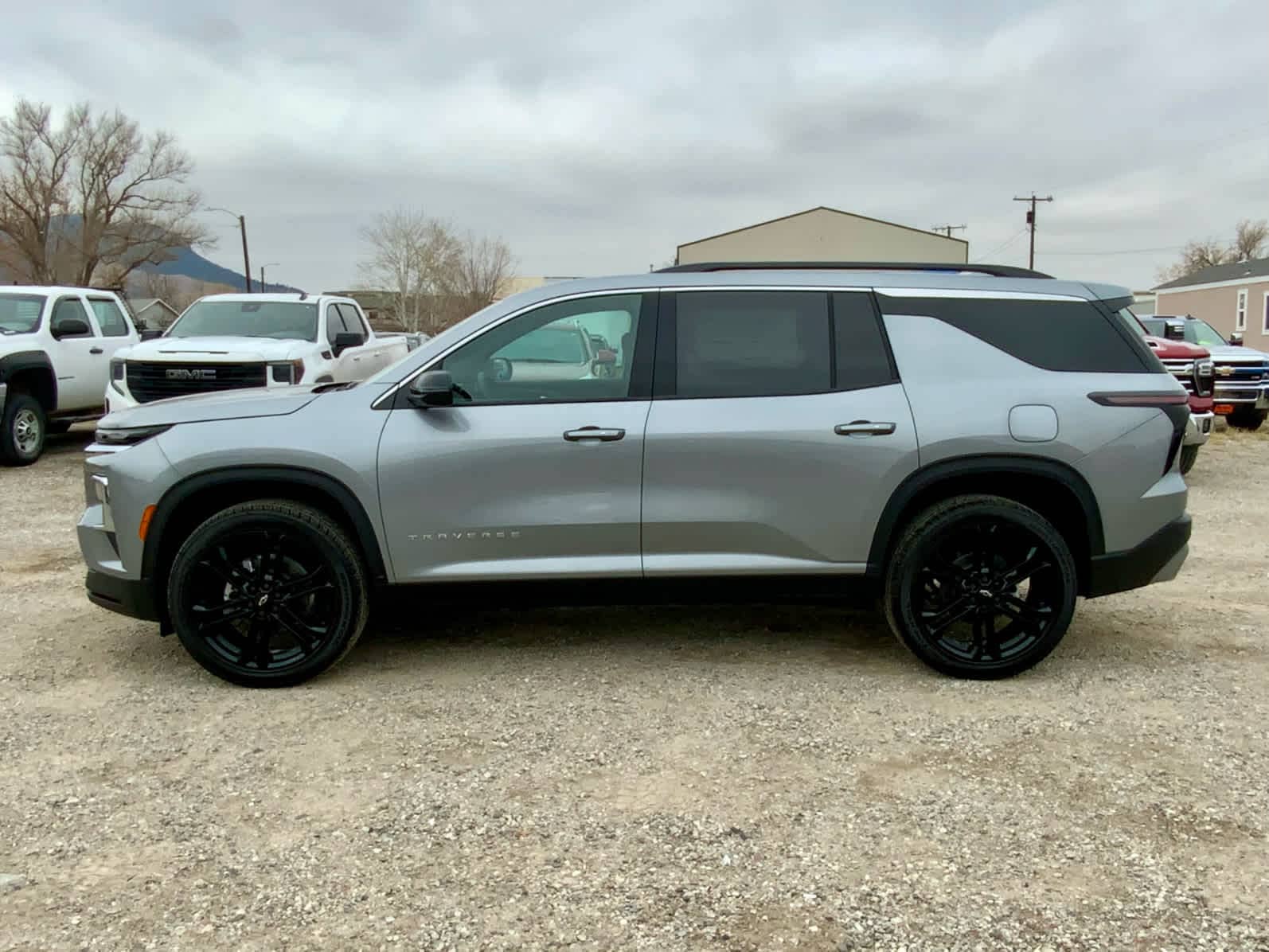 Thumbnail: 2026 Chevrolet Traverse - 2