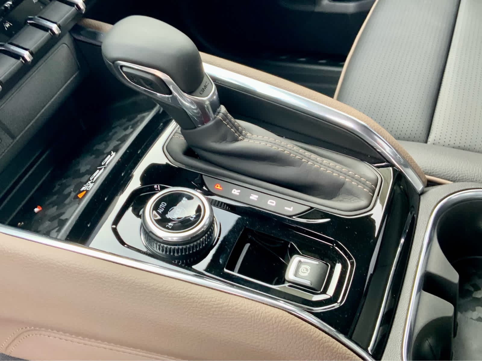 Thumbnail: 2026 GMC Canyon - 47