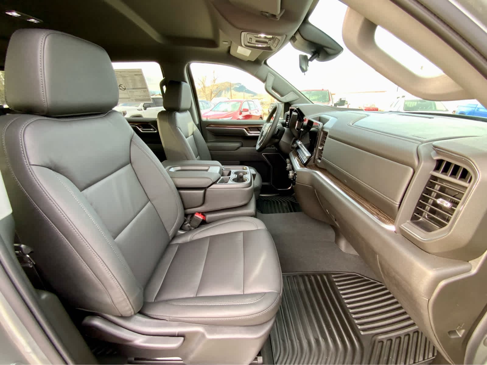 Thumbnail: 2026 Chevrolet Silverado 1500 - 29