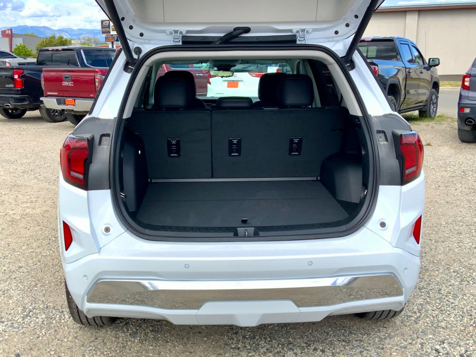 Thumbnail: 2026 GMC Terrain - 21