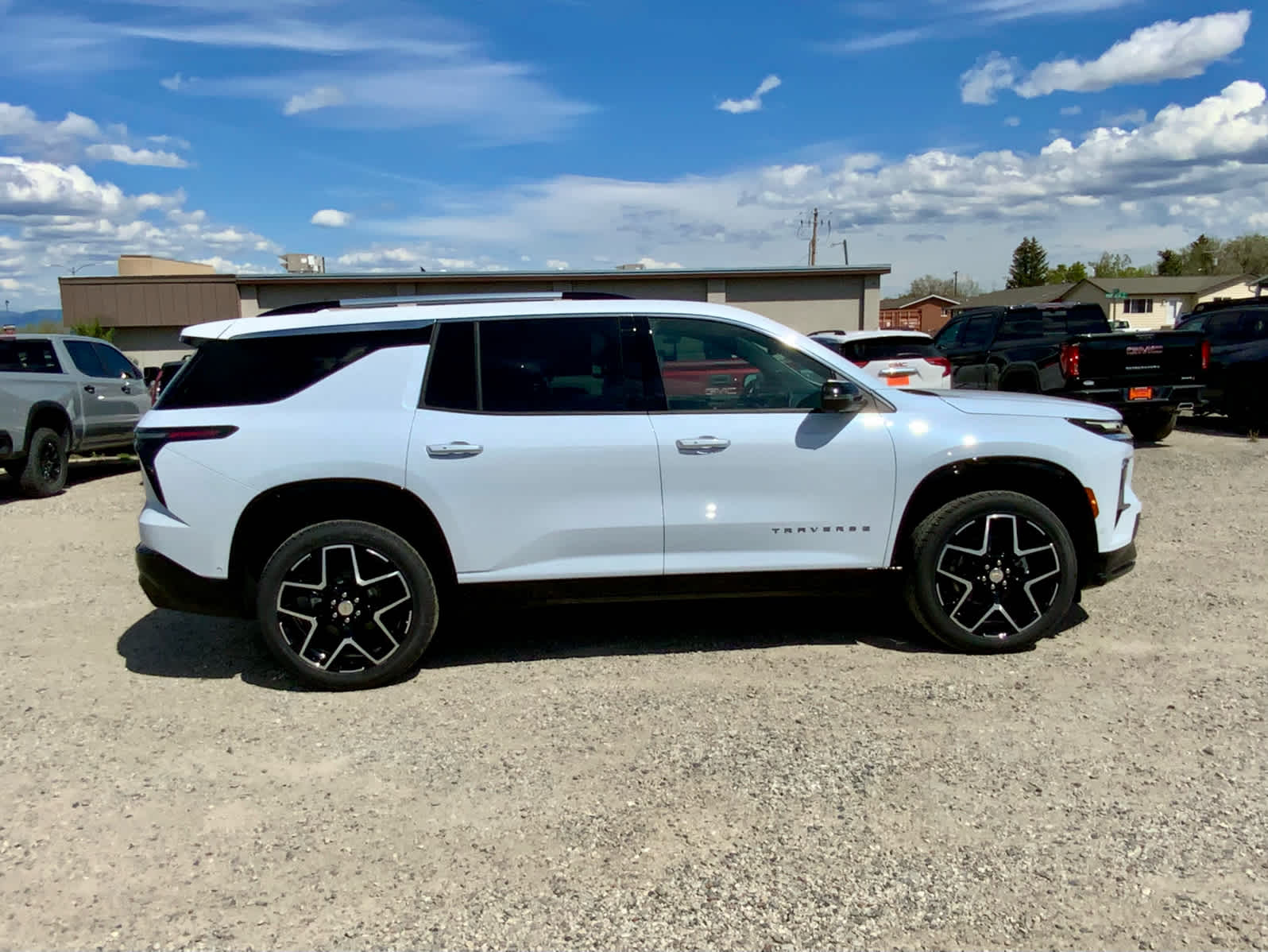 Thumbnail: 2026 Chevrolet Traverse - 6