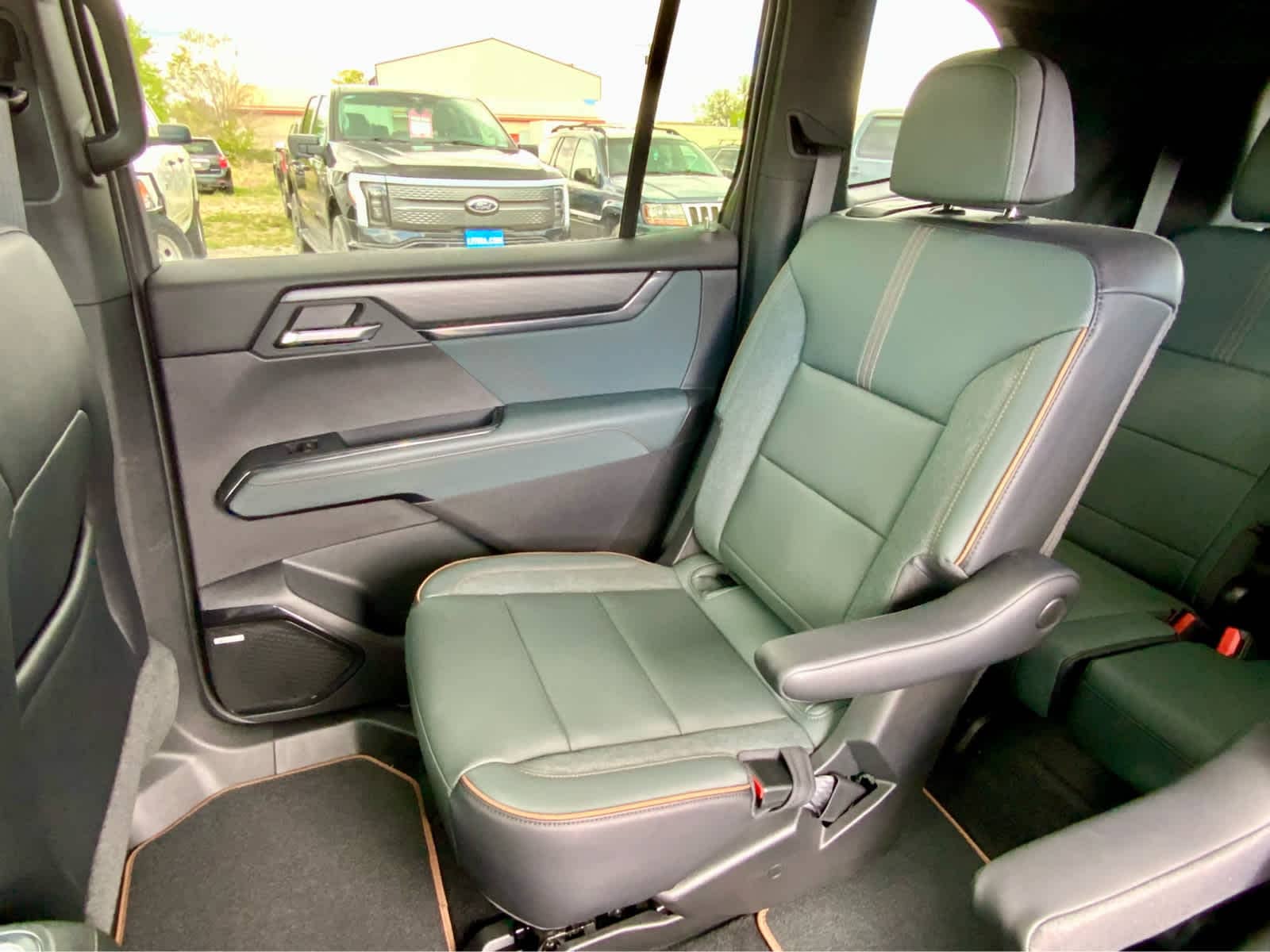 Thumbnail: 2026 GMC Acadia - 27