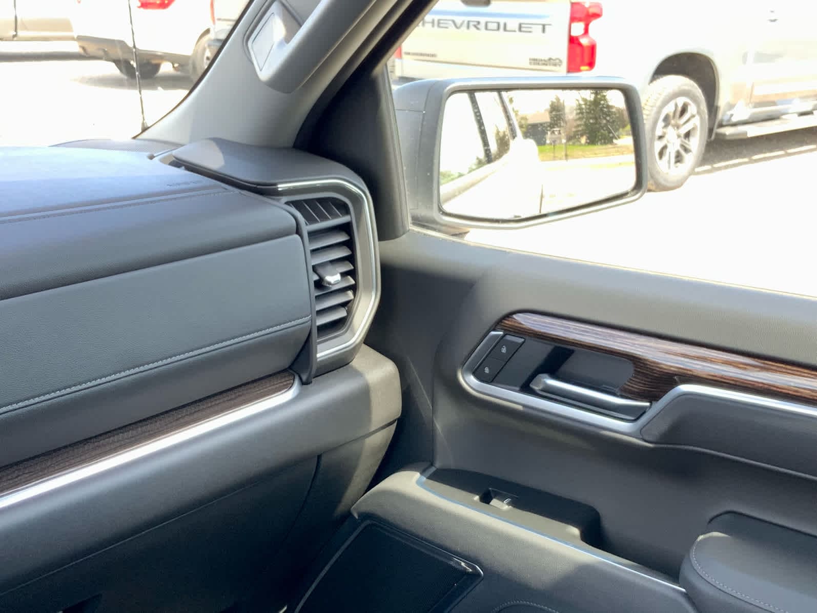 Thumbnail: 2026 GMC Sierra 1500 - 38