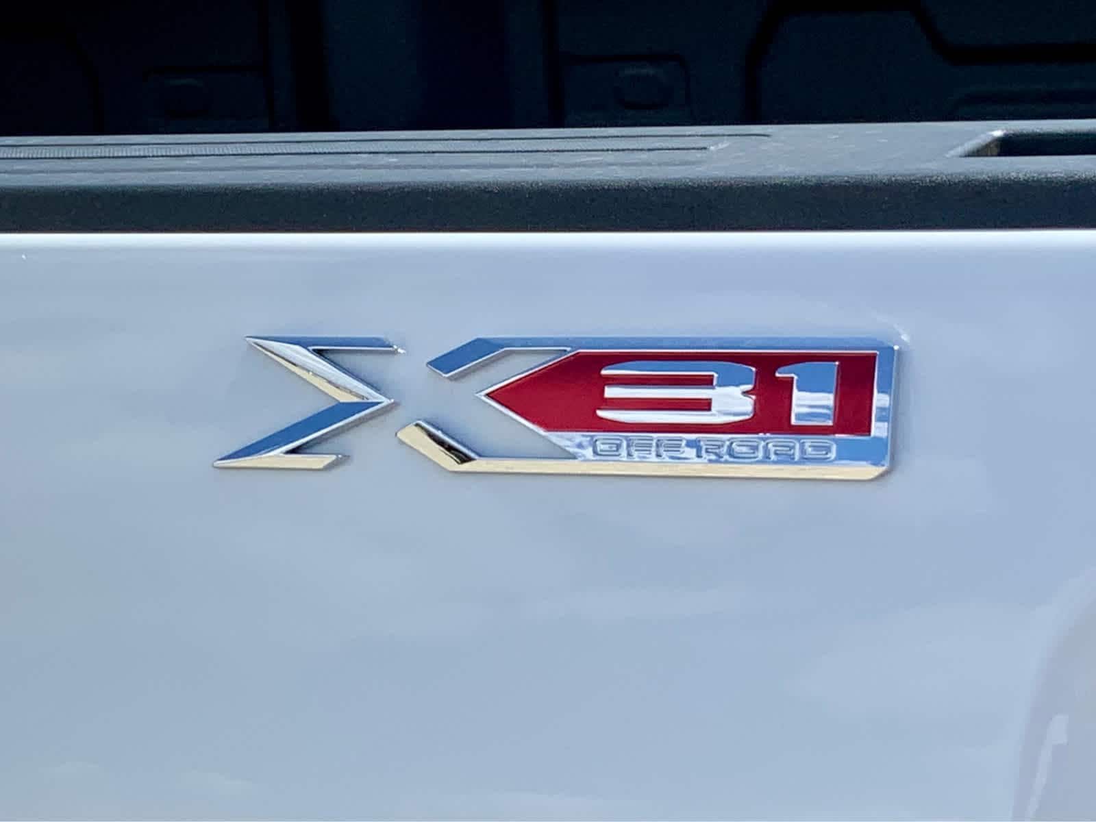 Thumbnail: 2025 GMC Sierra 3500 - 27