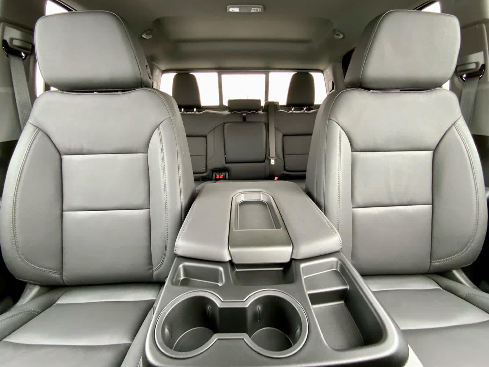 Thumbnail: 2026 Chevrolet Silverado 1500 - 32
