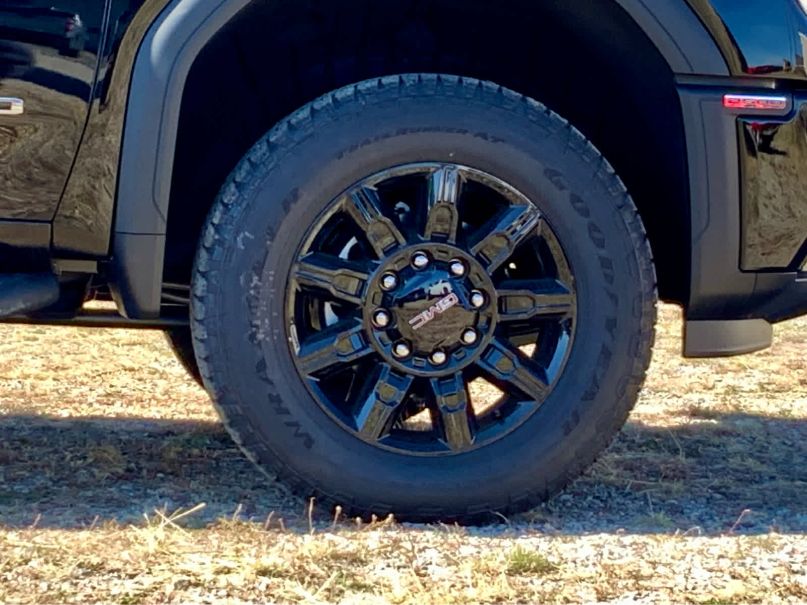 Thumbnail: 2026 GMC Sierra 2500 - 22