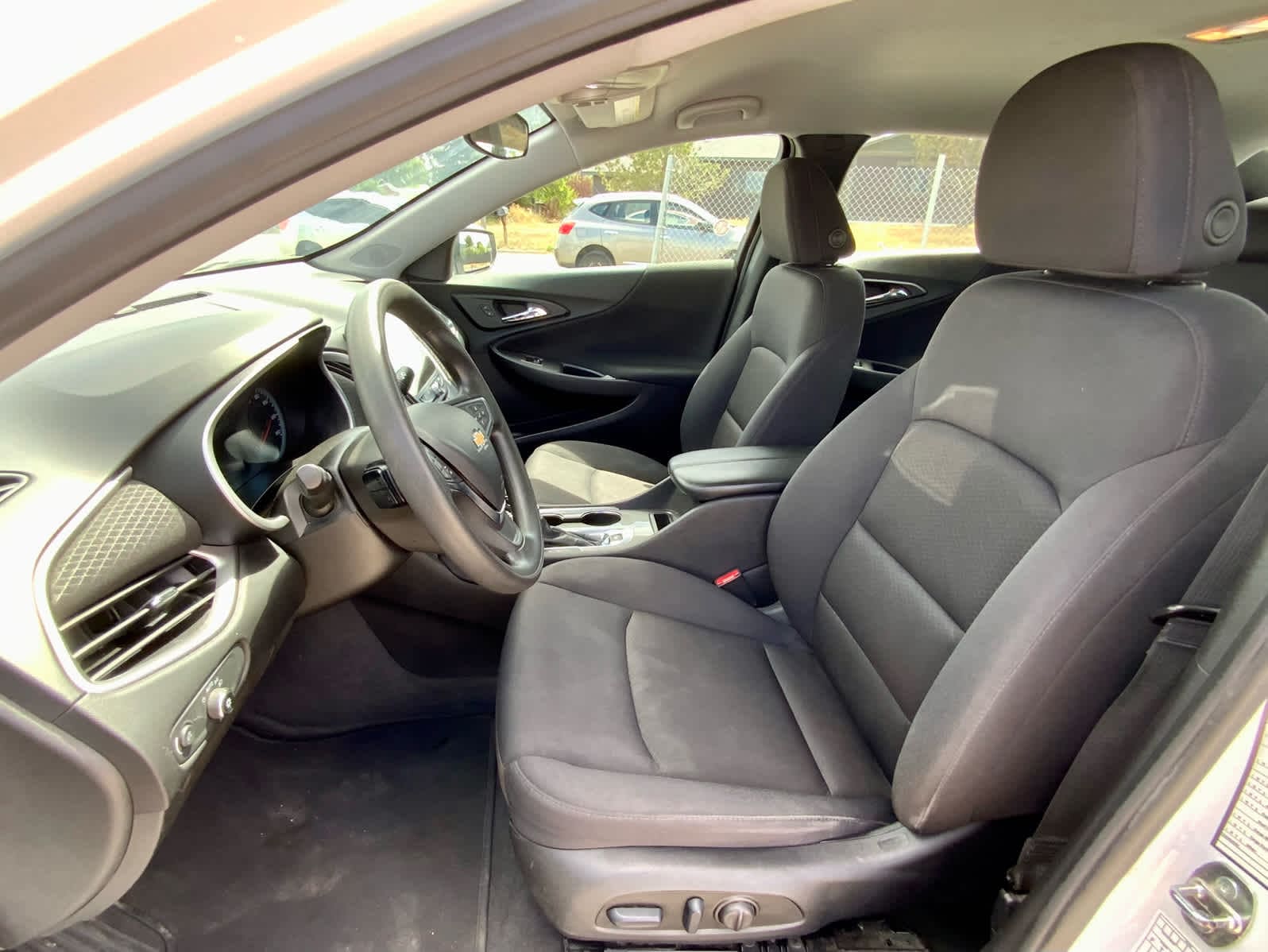 Thumbnail: 2023 Chevrolet Malibu - 23