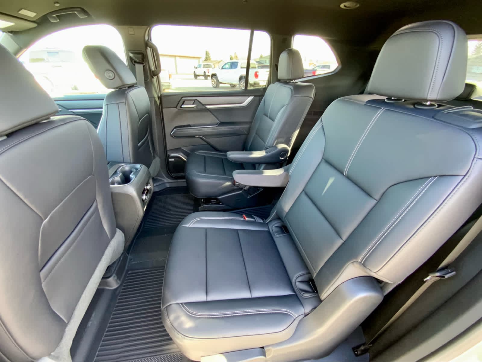 Thumbnail: 2026 GMC Acadia - 28