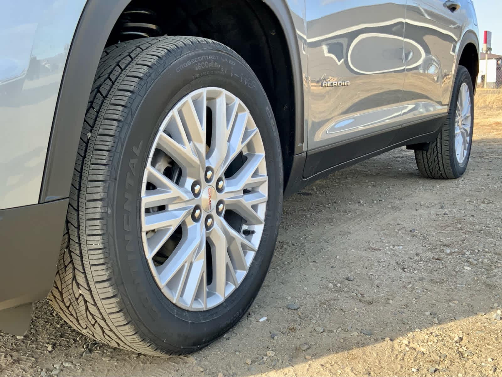 Thumbnail: 2026 GMC Acadia - 16