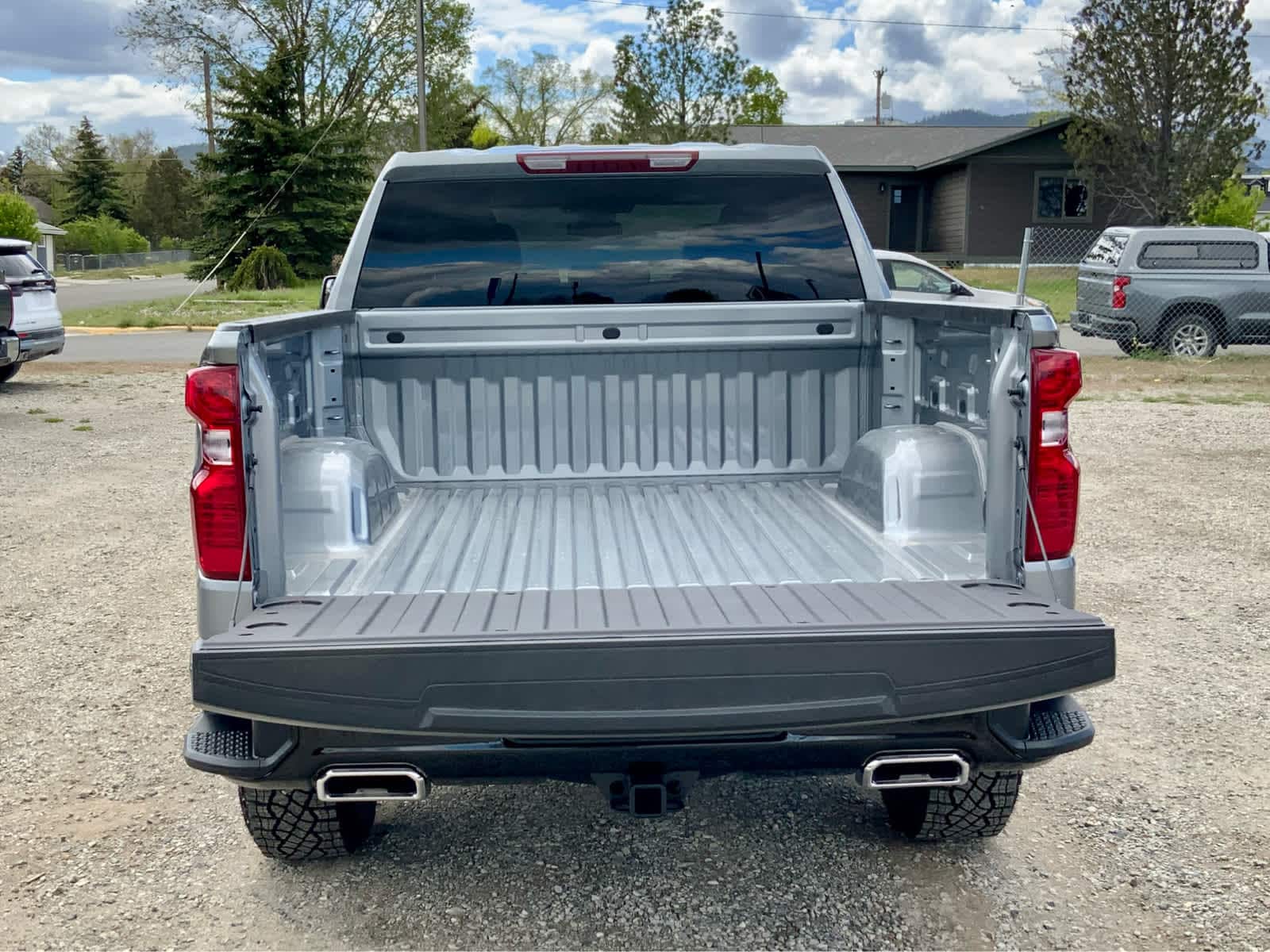 Thumbnail: 2026 Chevrolet Silverado 1500 - 24