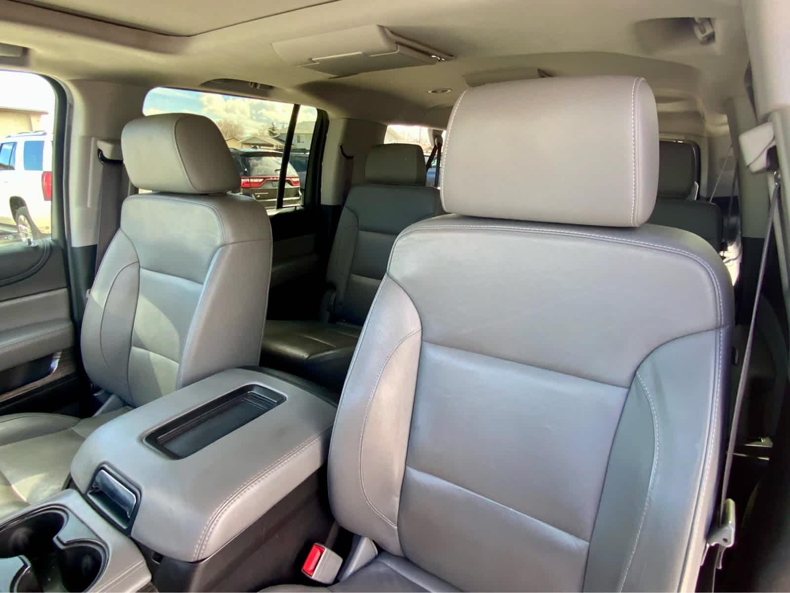 Thumbnail: 2017 Chevrolet Suburban - 28