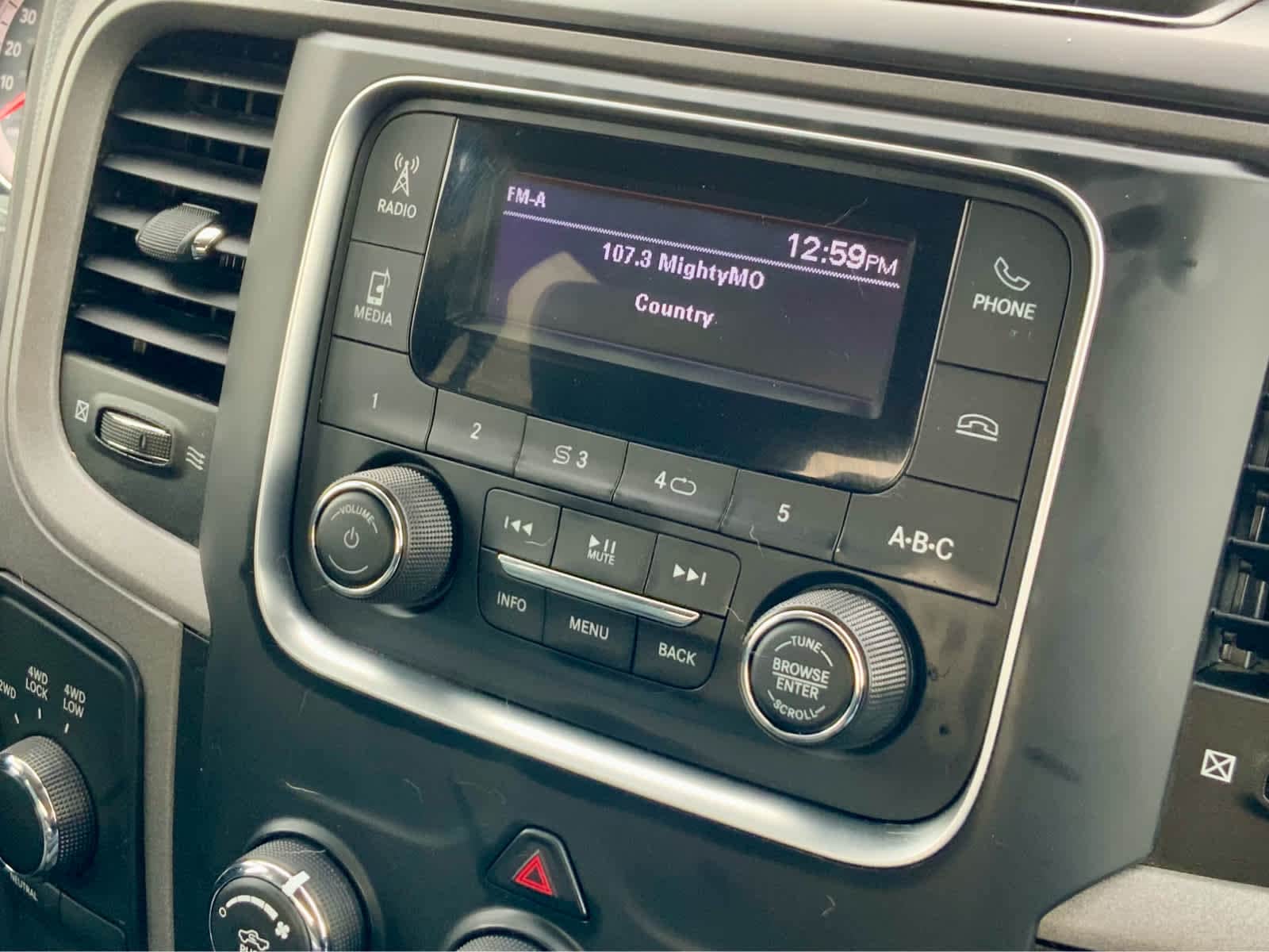 Thumbnail: 2016 RAM 2500 - 46