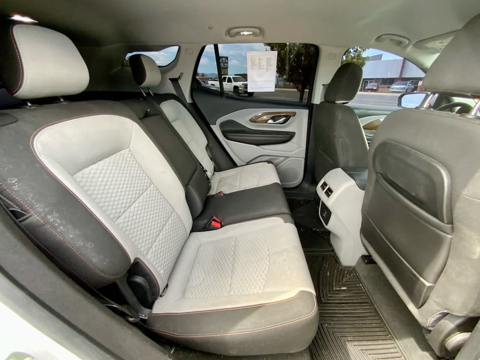 Thumbnail: 2019 GMC Terrain - 28