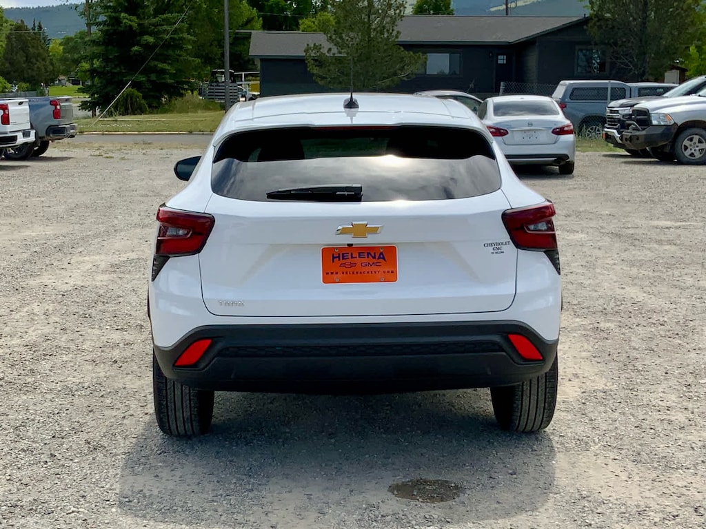 New 2026 Chevrolet Trax LS SUV