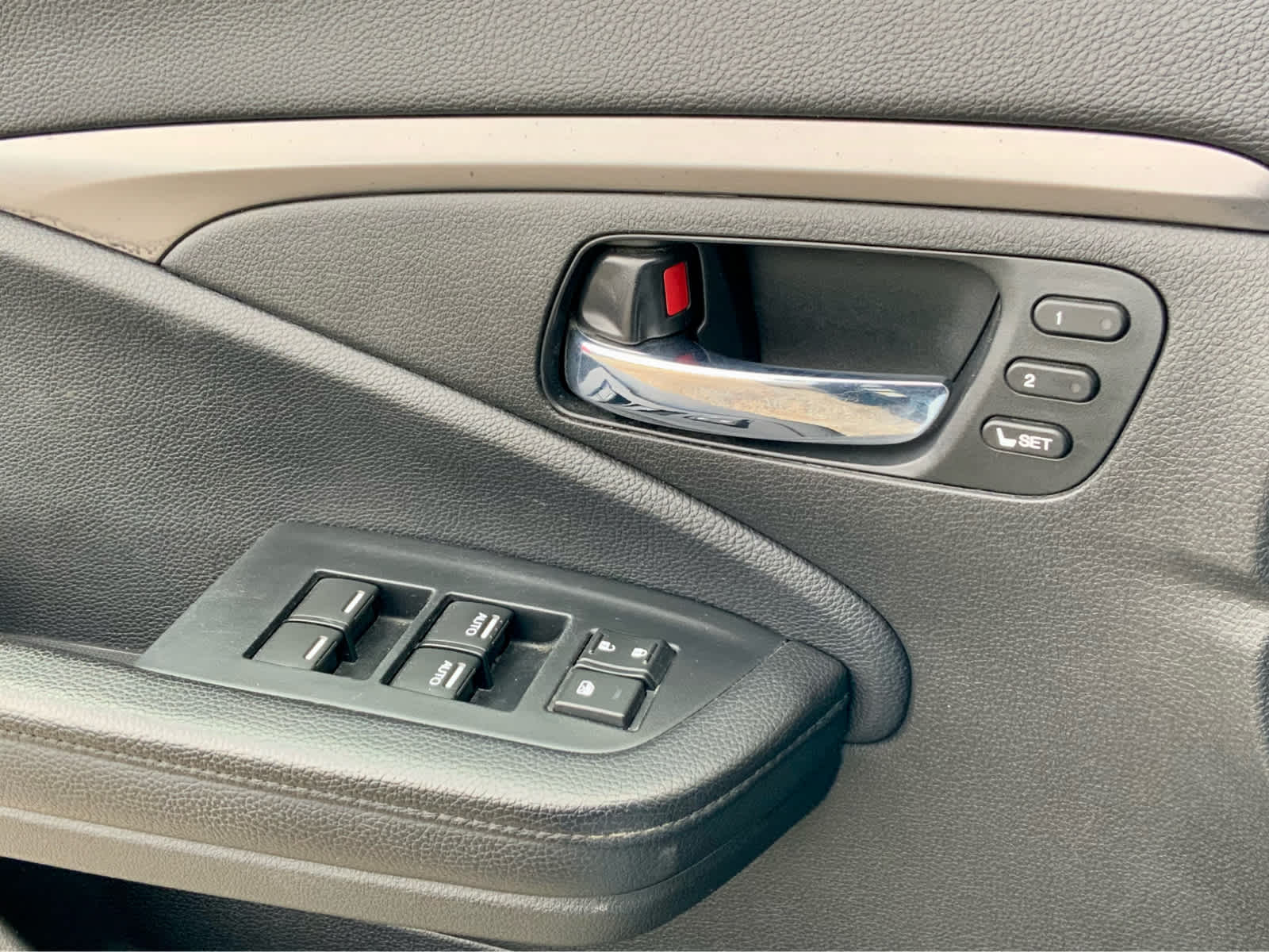 Thumbnail: 2022 Honda Pilot - 50