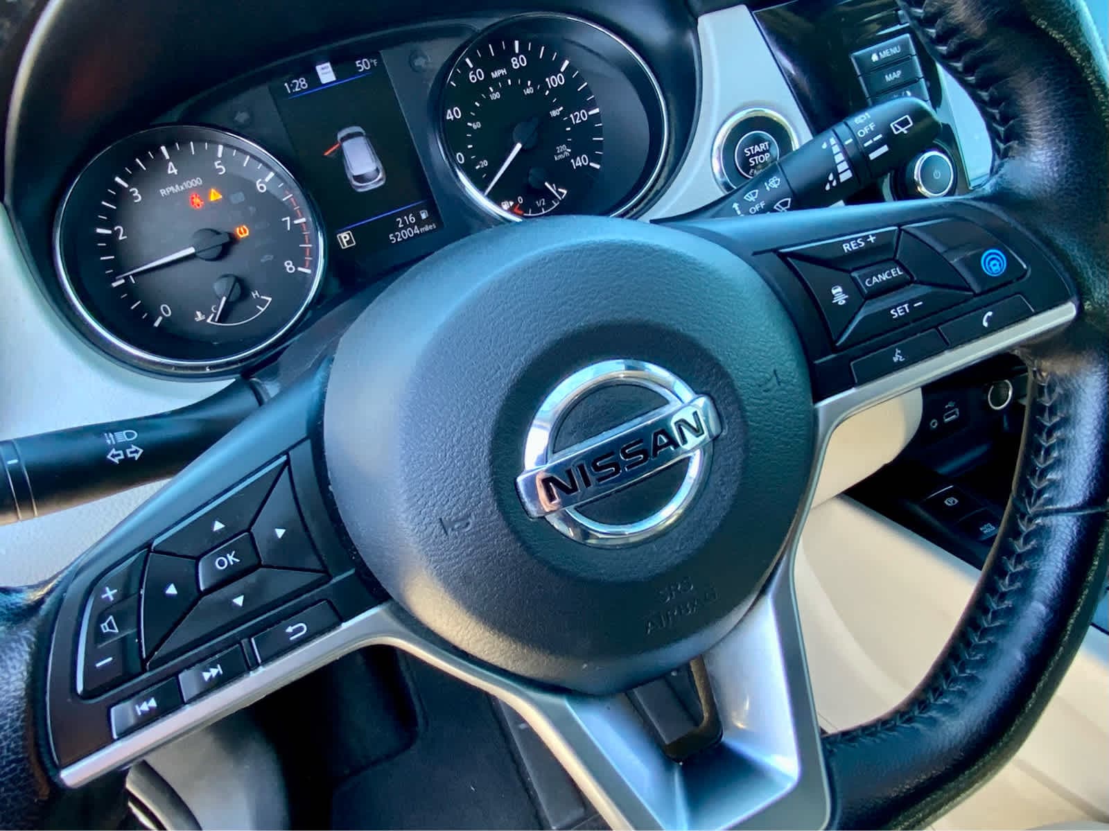 Thumbnail: 2022 Nissan Rogue Sport - 39