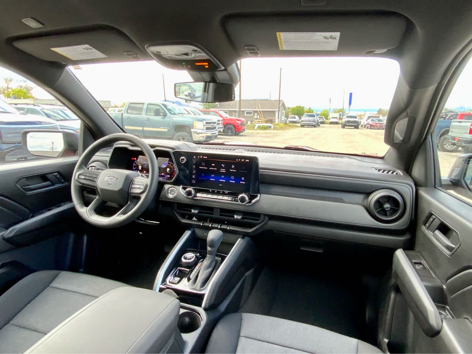 Thumbnail: 2026 Chevrolet Colorado - 35
