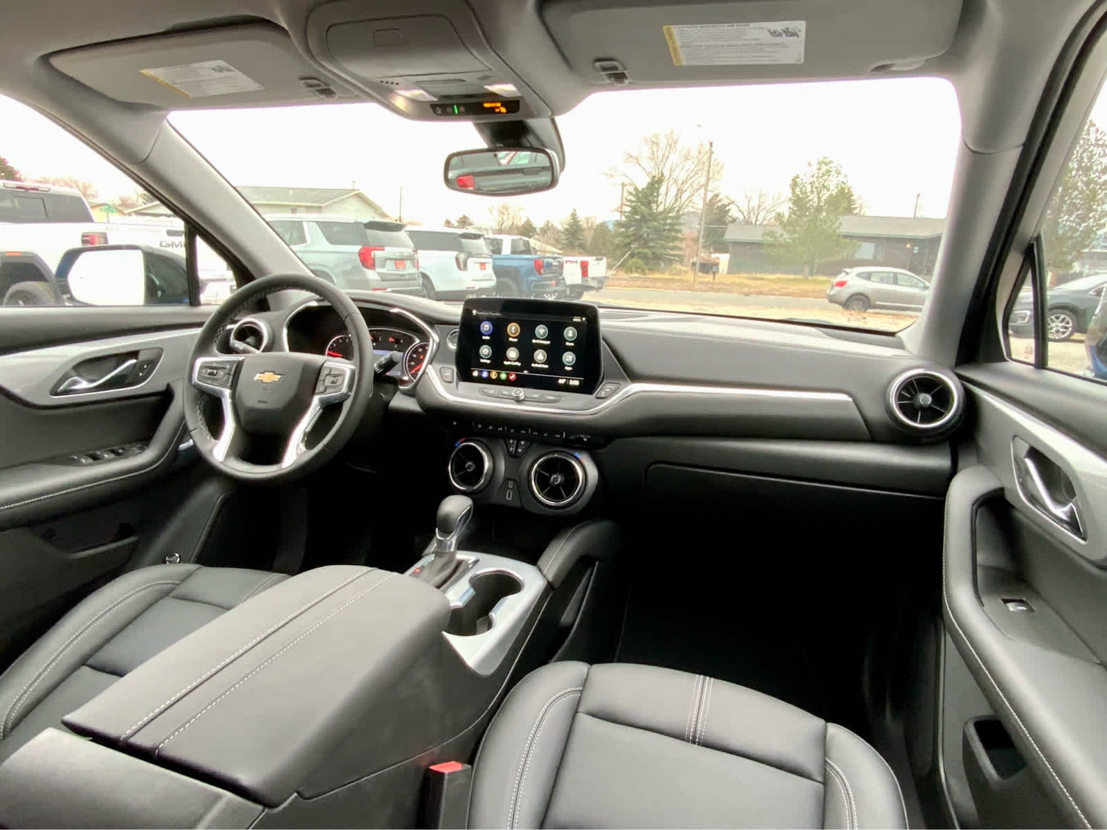 Thumbnail: 2025 Chevrolet Blazer - 33