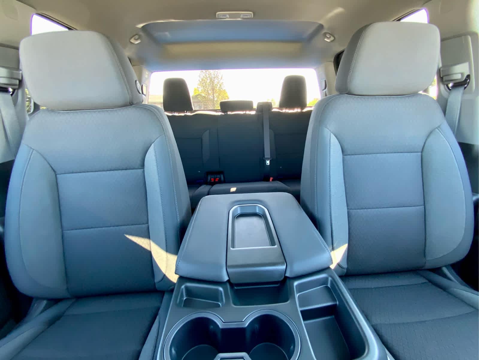 Thumbnail: 2026 Chevrolet Silverado 1500 - 32