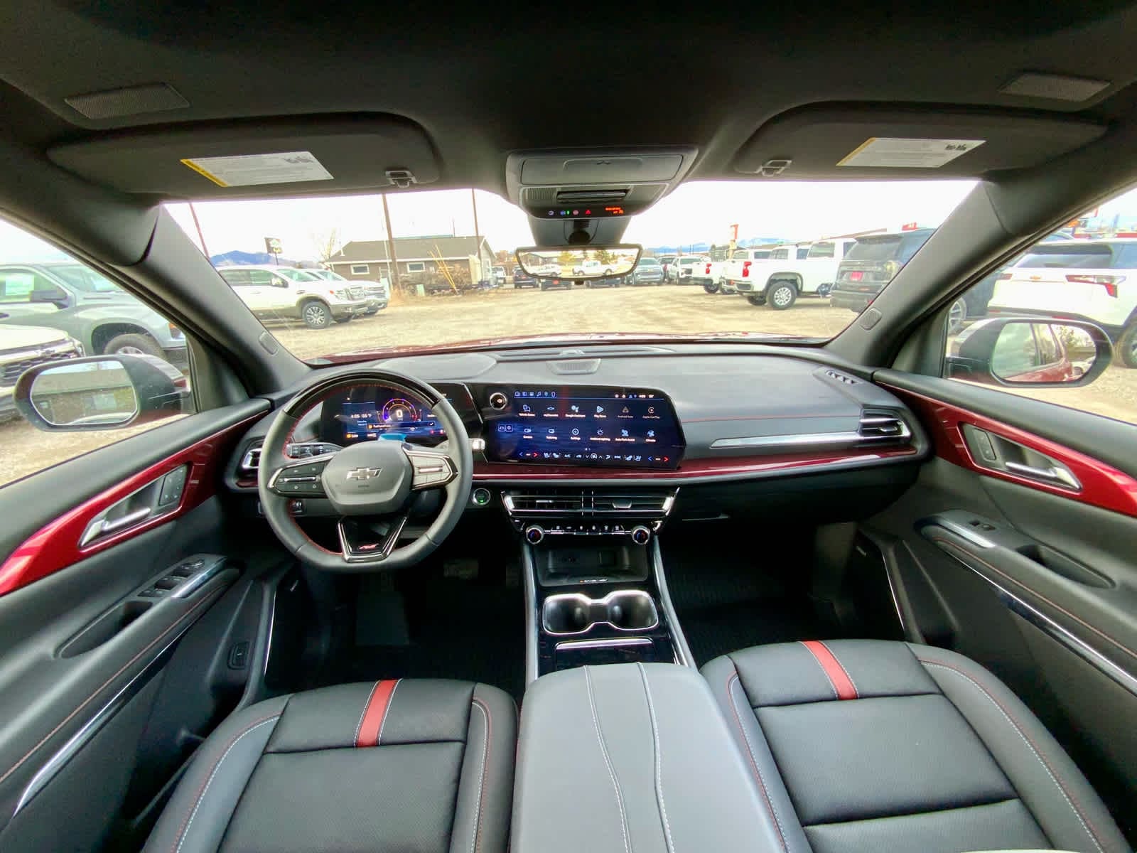 Thumbnail: 2026 Chevrolet Traverse - 36