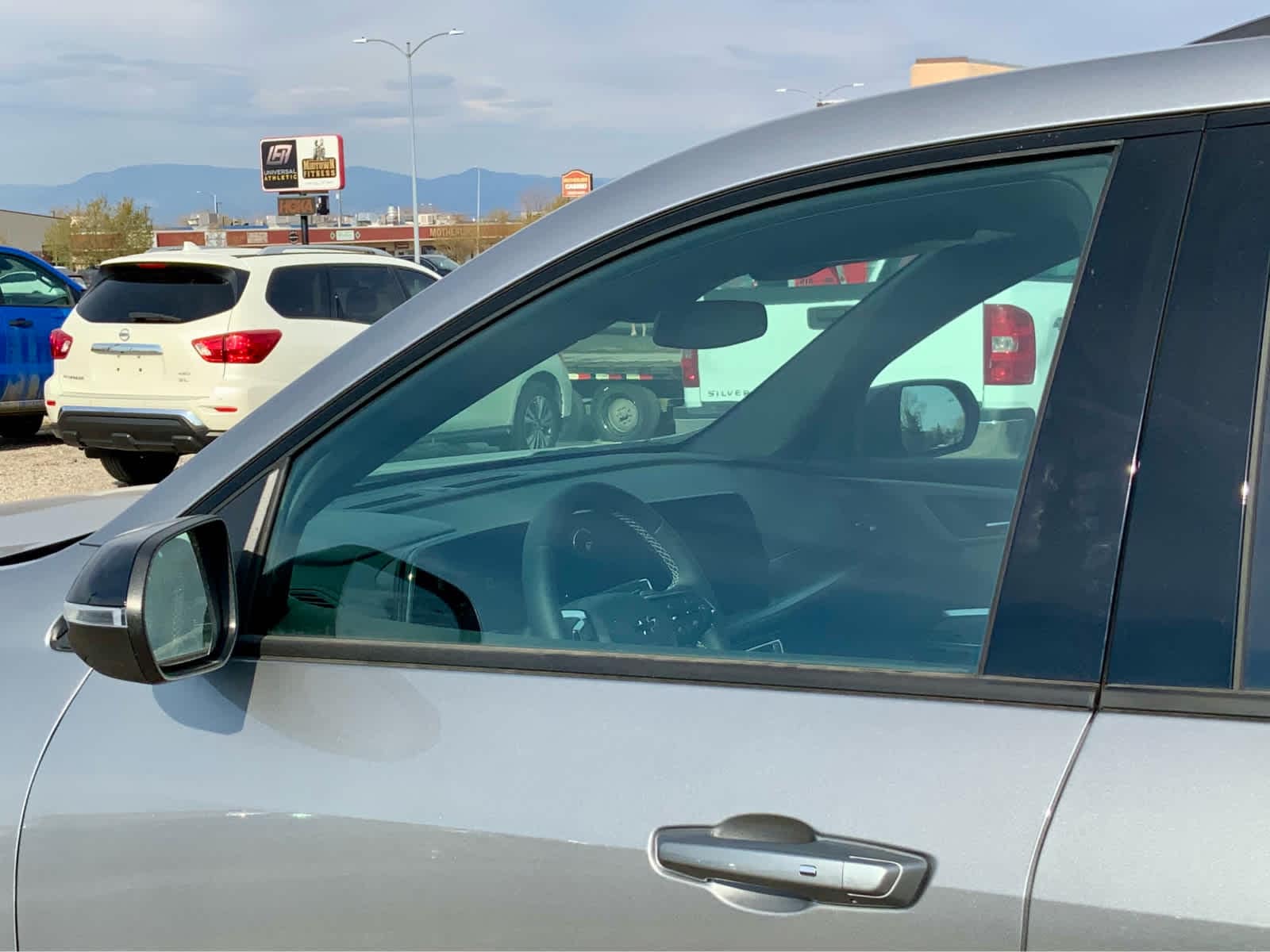 Thumbnail: 2026 Chevrolet Traverse - 11