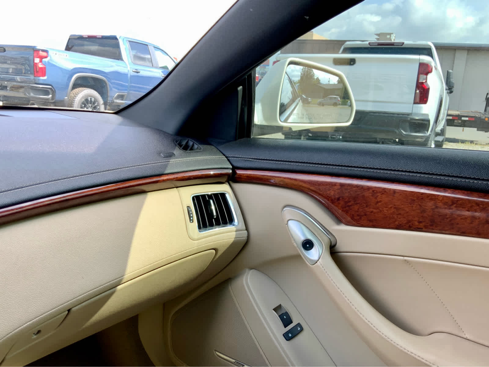 Thumbnail: 2014 Cadillac CTS - 37