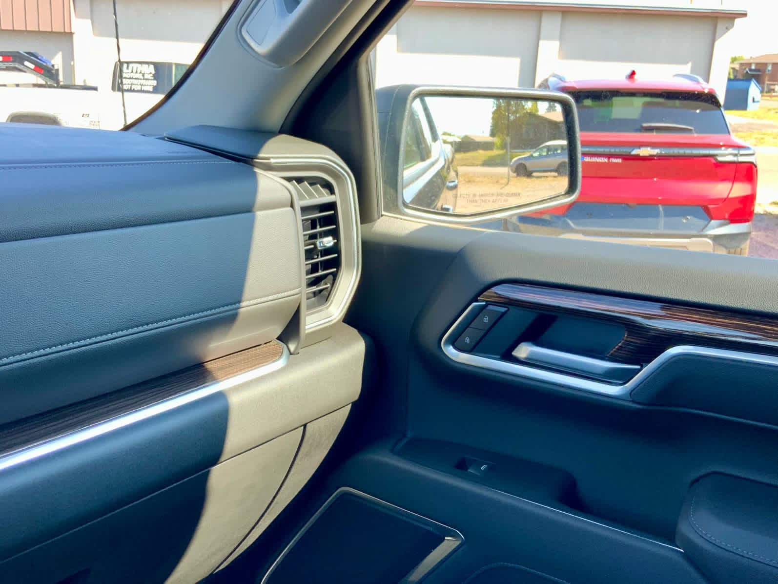 Thumbnail: 2026 GMC Sierra 1500 - 43