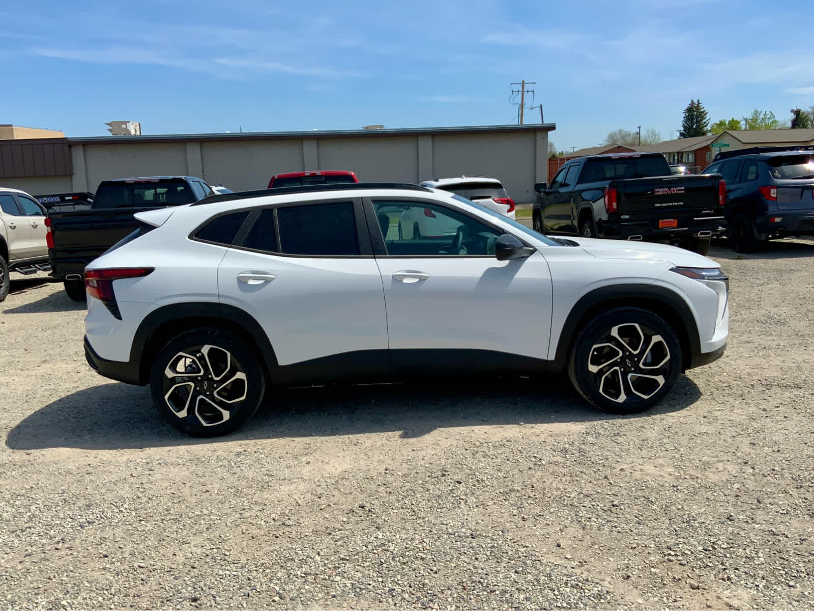 Thumbnail: 2026 Chevrolet Trax - 6