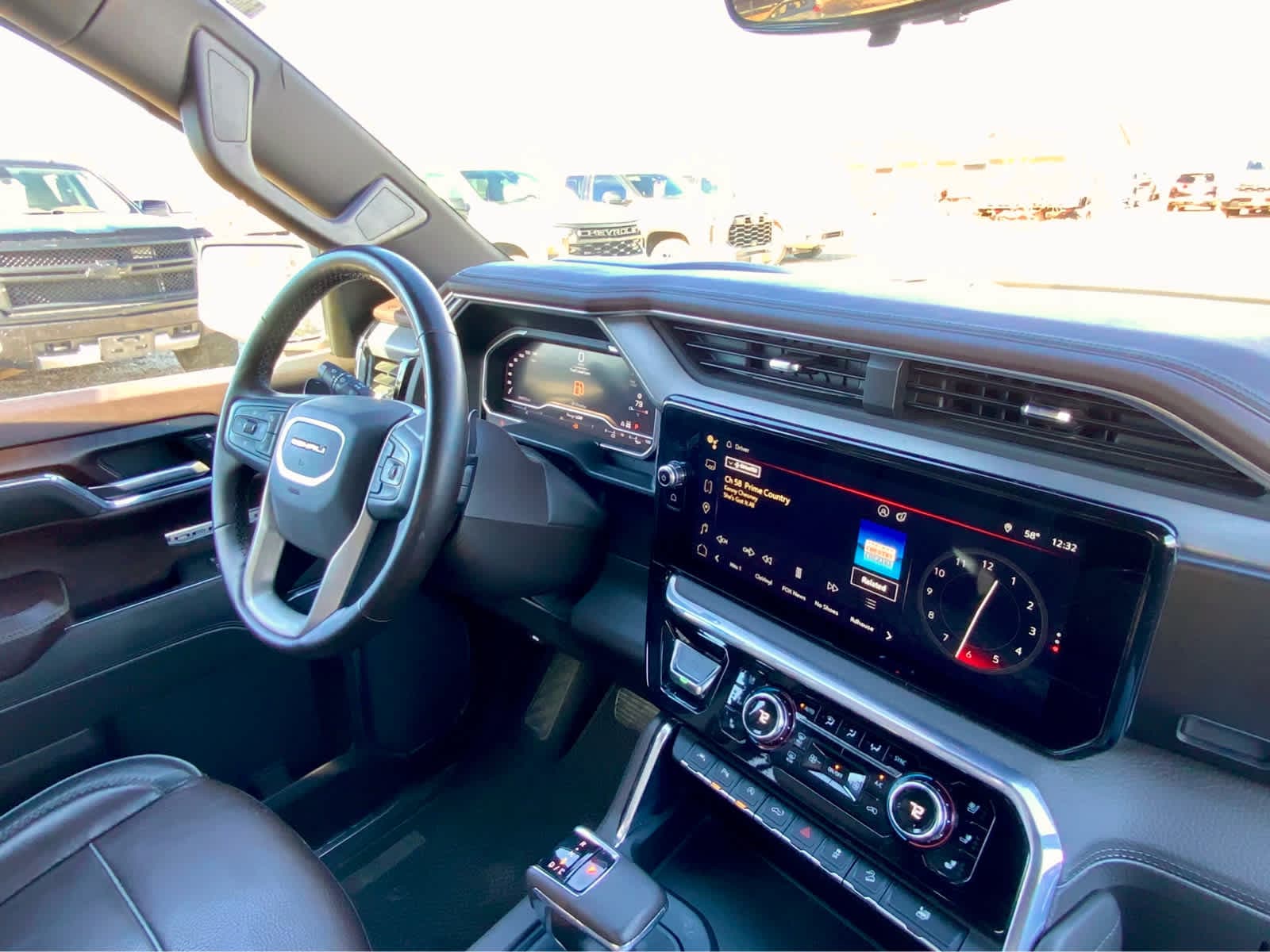 Thumbnail: 2024 GMC Sierra 1500 - 44