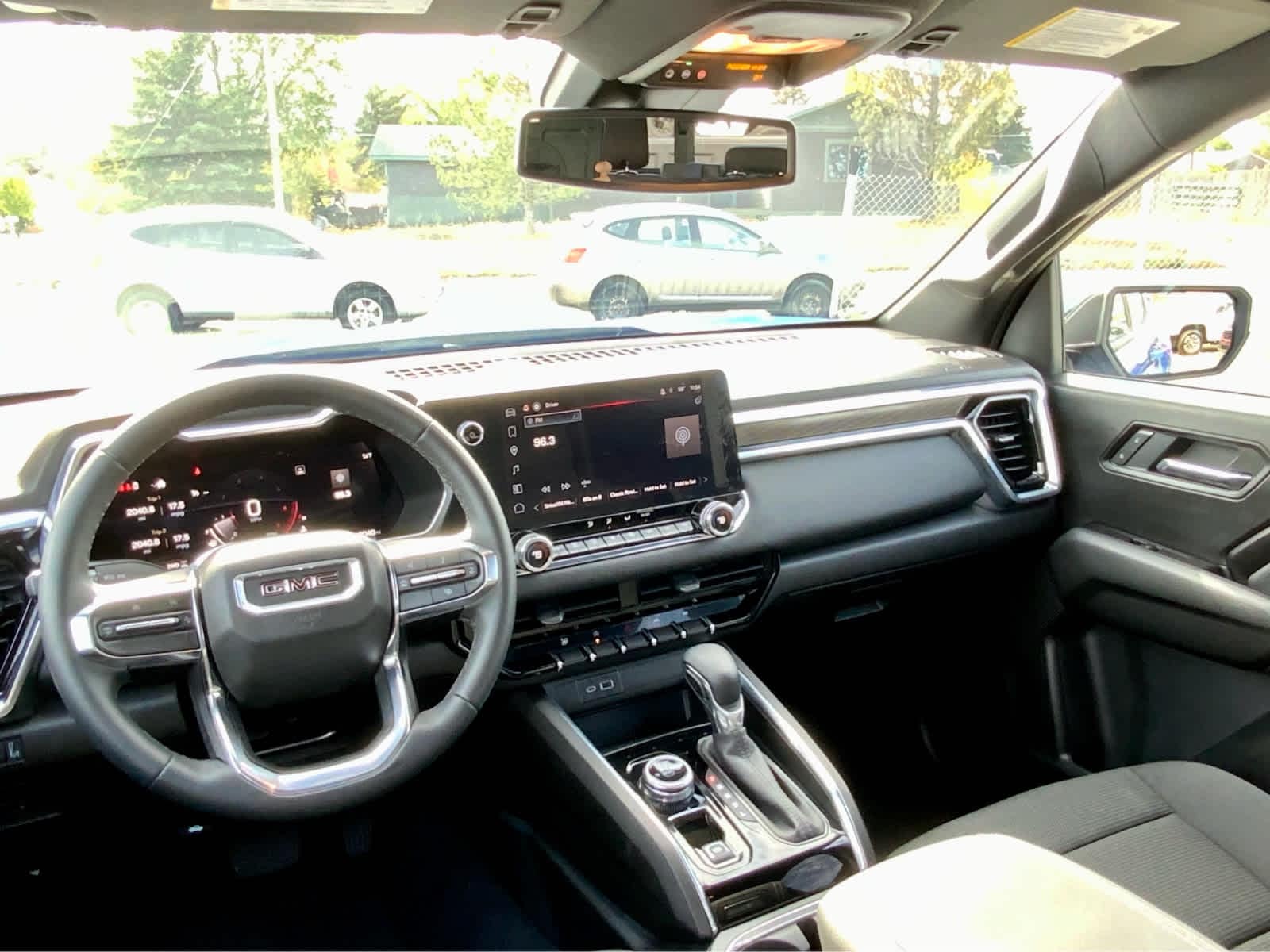 Thumbnail: 2025 GMC Canyon - 38