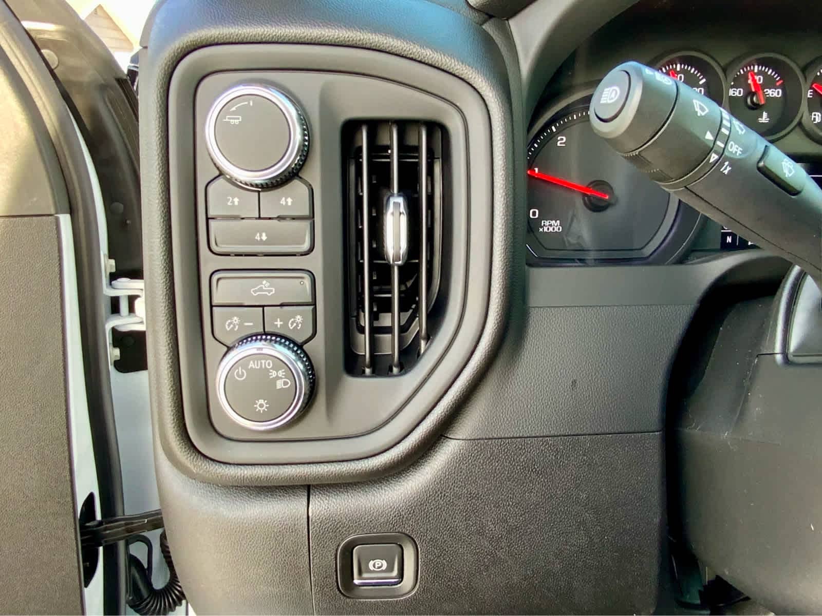 Thumbnail: 2026 GMC Sierra 3500 - 49