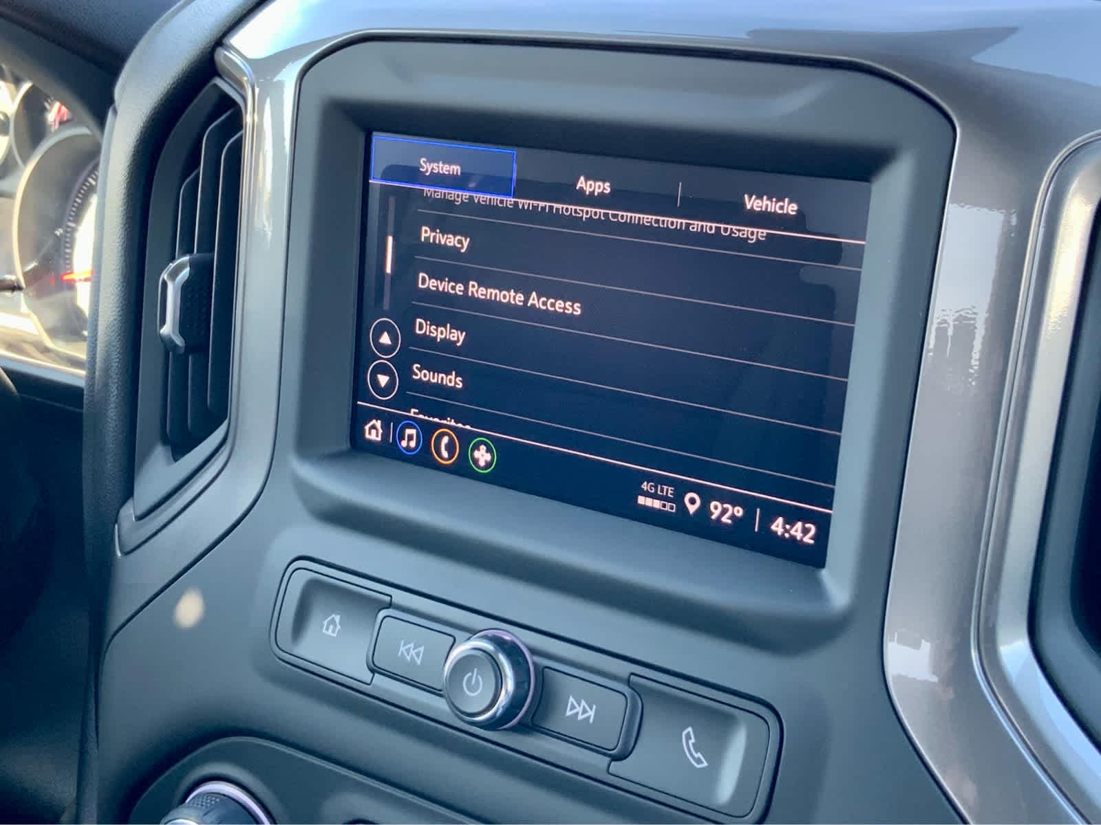 Thumbnail: 2026 Chevrolet Silverado 1500 - 43