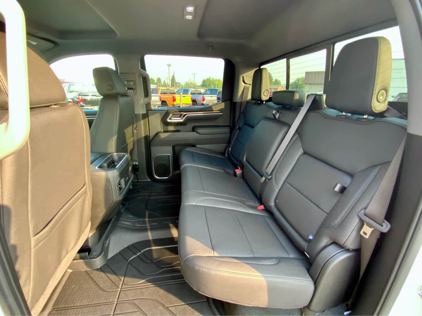 Thumbnail: 2026 Chevrolet Silverado 1500 - 28