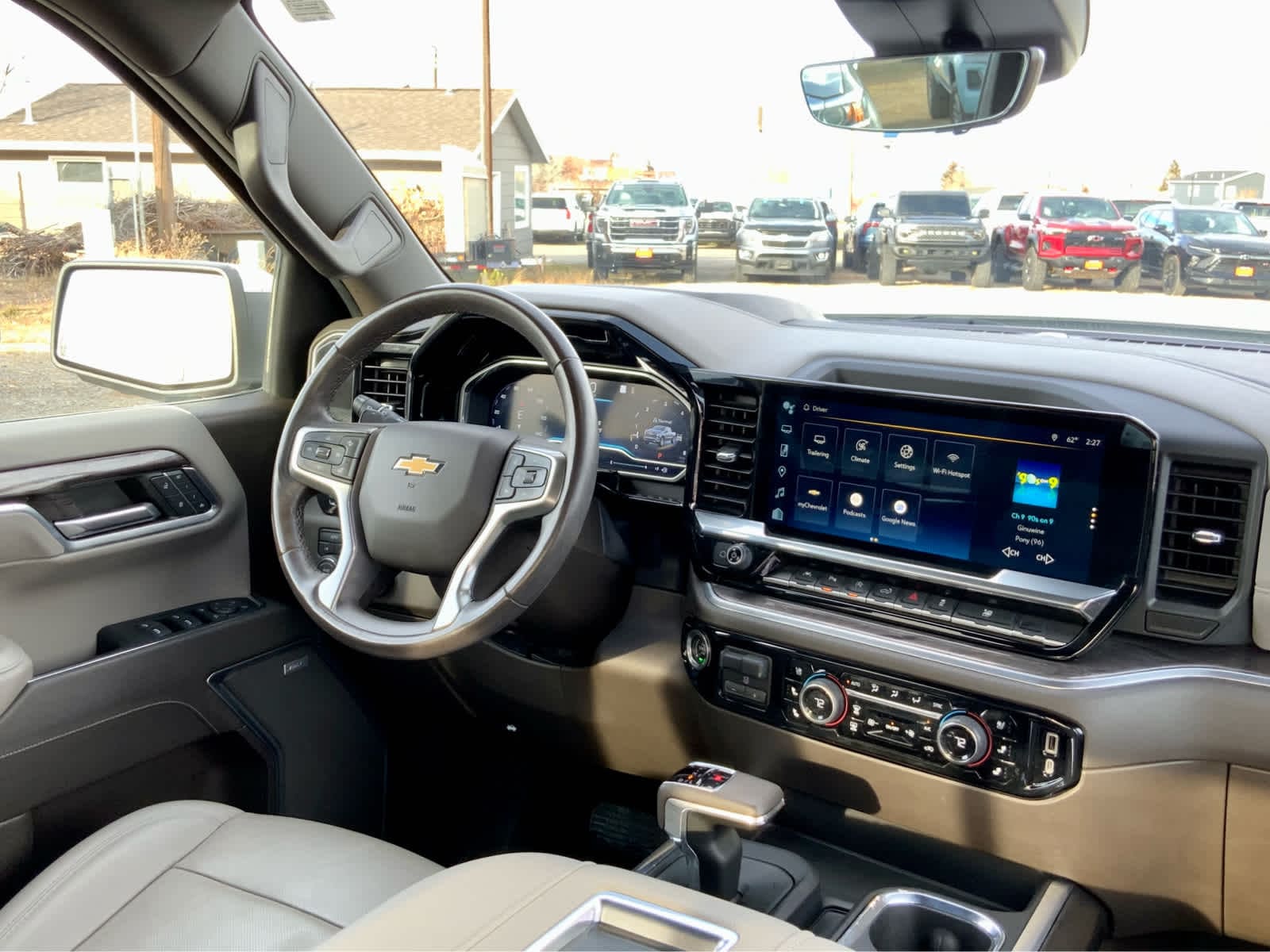 Thumbnail: 2022 Chevrolet Silverado 1500 - 43